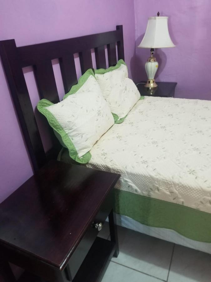 Elizabeth Enchantments La Ceiba Ngoại thất bức ảnh